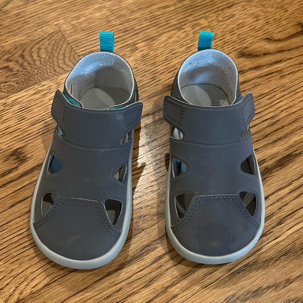 Ten Little everyday sandal